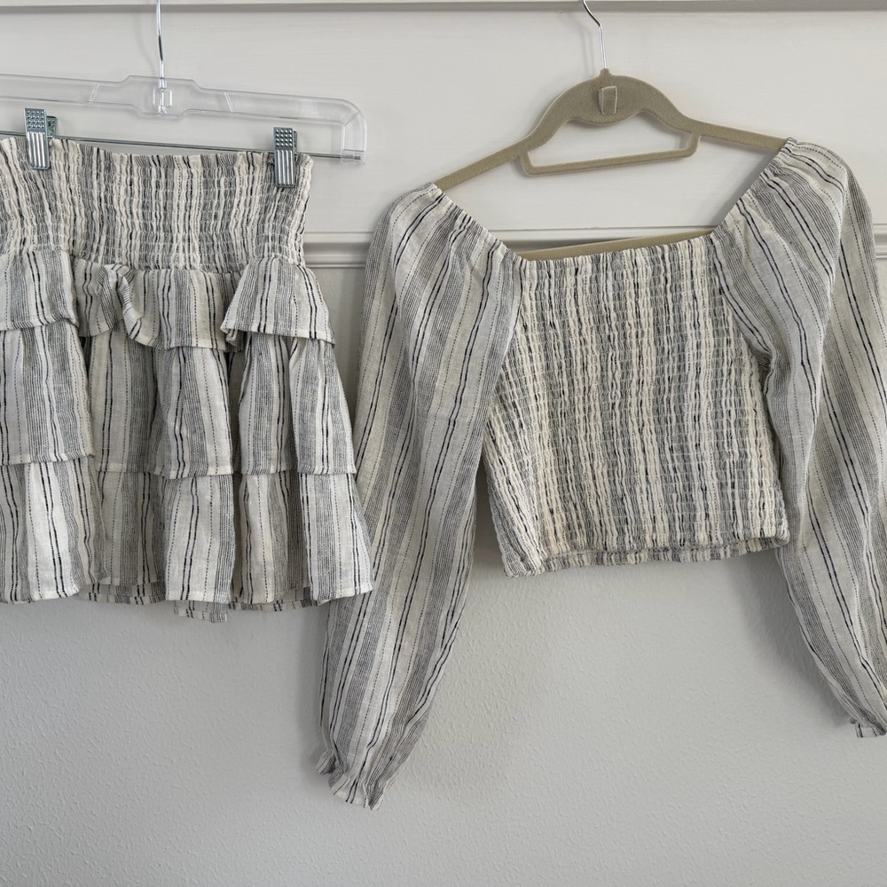 Chelsea & Violet Striped Girls Matching Set - Gray and White